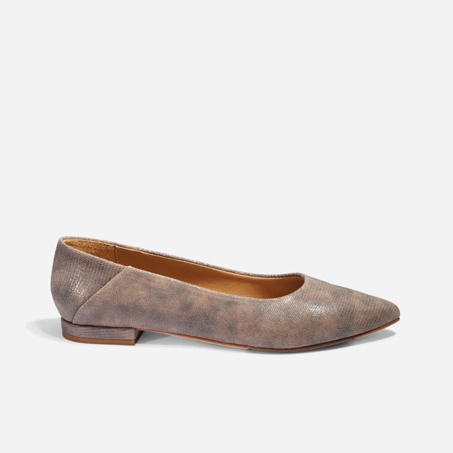 Fina Pointed Toe Flat Greige Snake