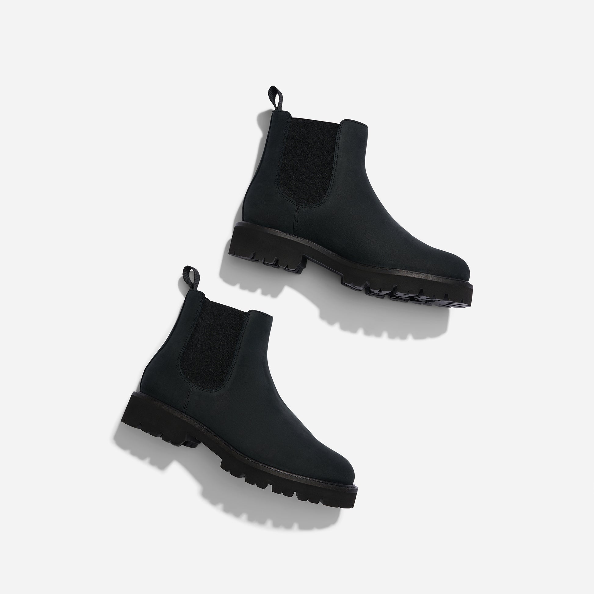Go-To Lug Chelsea Boot 2.0 Black/Black