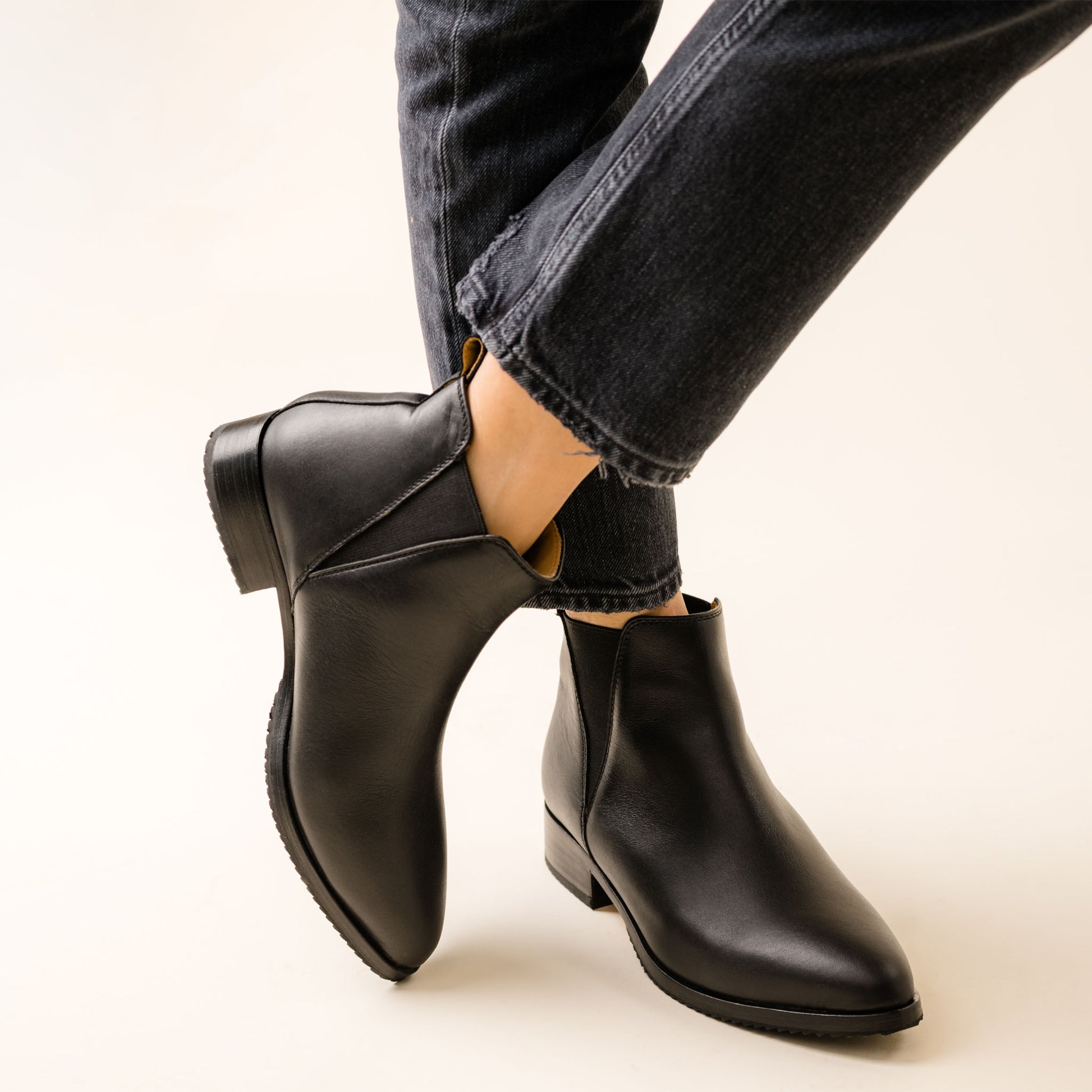 Eva Everyday Chelsea Boot British Tan