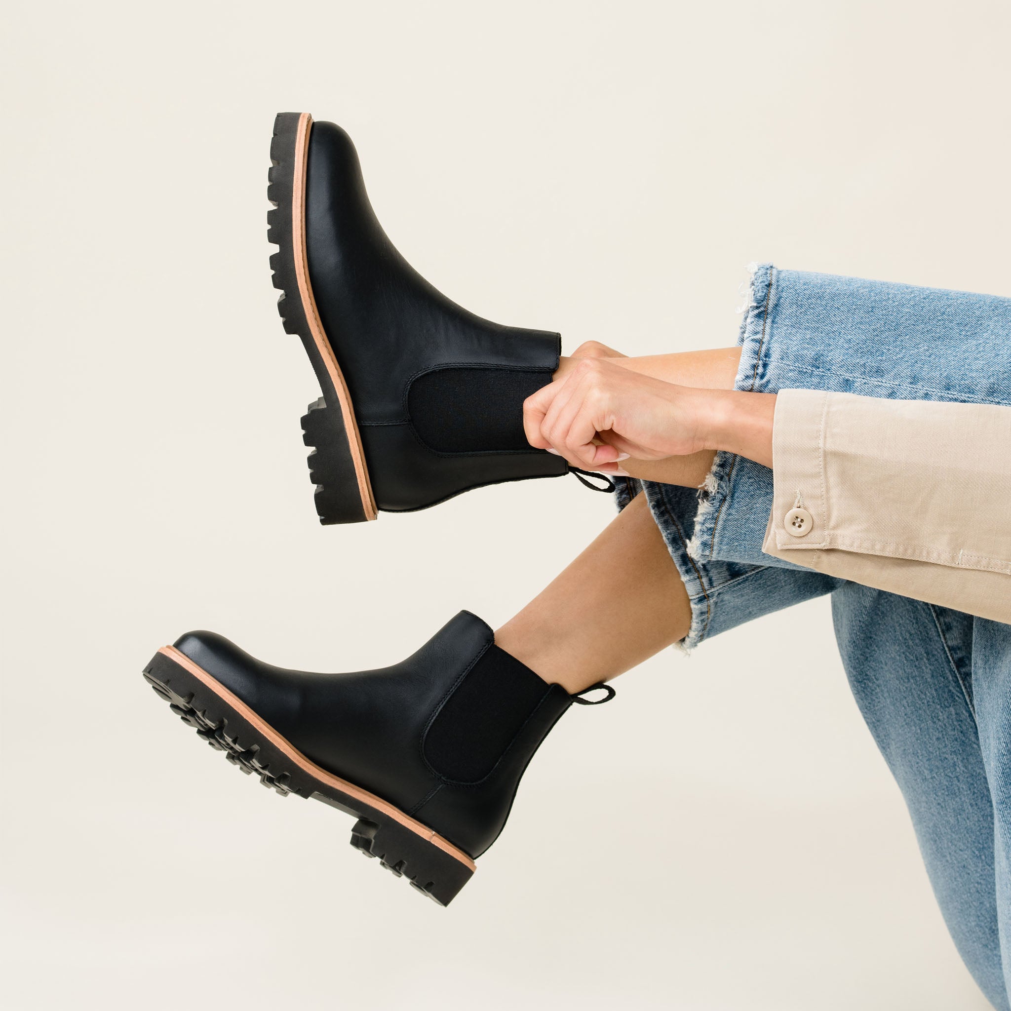 Go-To Lug Chelsea Boot 2.0 Black