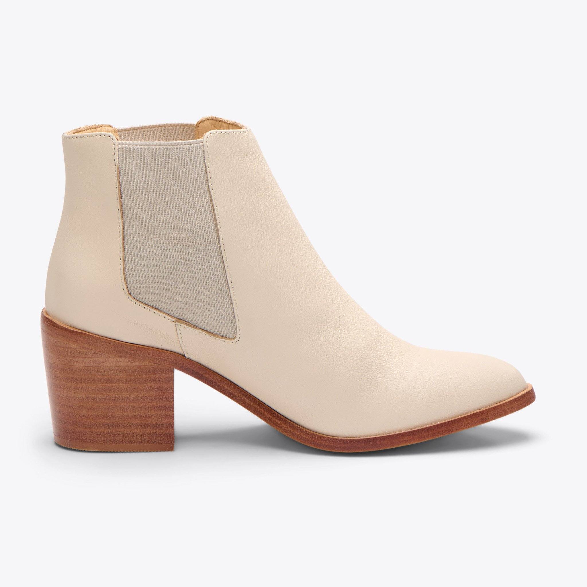 Product image 3 of the Heeled Chelsea Boot Bone